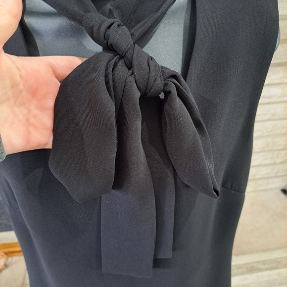 Neiman Marcus Women's Size 6 Black Sleeveless Dress Tie Neck Lined Modest Career - Picture 4 of 9